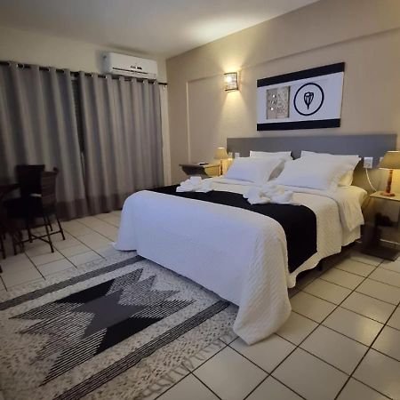 Palace Hotel Tres Poderes Frutal Екстер'єр фото