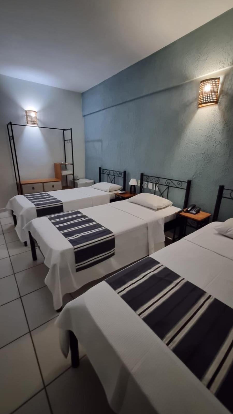 Palace Hotel Tres Poderes Frutal Екстер'єр фото