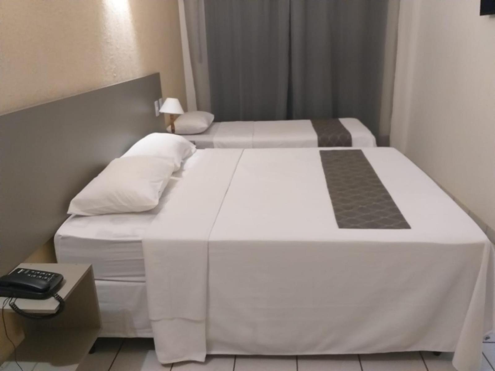 Palace Hotel Tres Poderes Frutal Екстер'єр фото