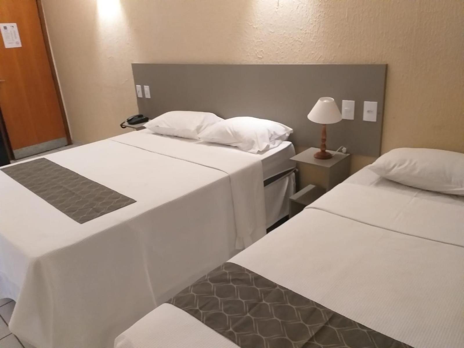 Palace Hotel Tres Poderes Frutal Екстер'єр фото