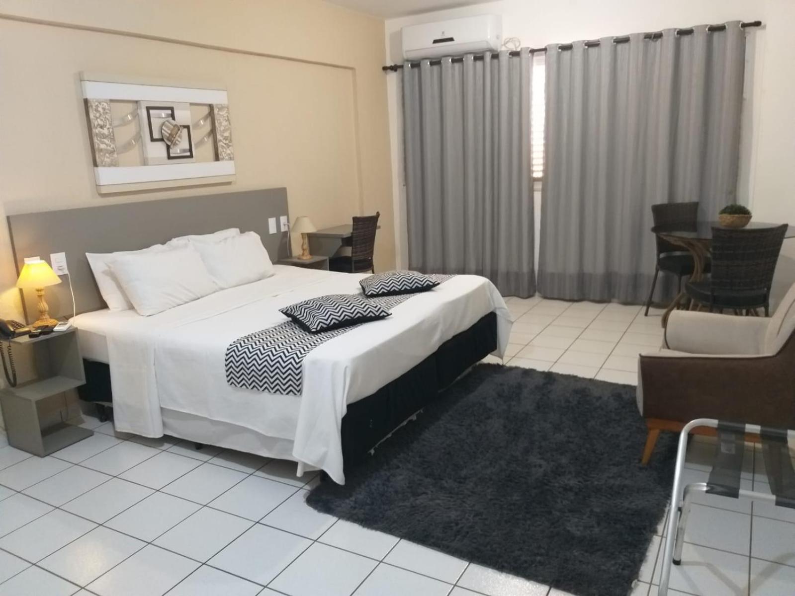 Palace Hotel Tres Poderes Frutal Екстер'єр фото