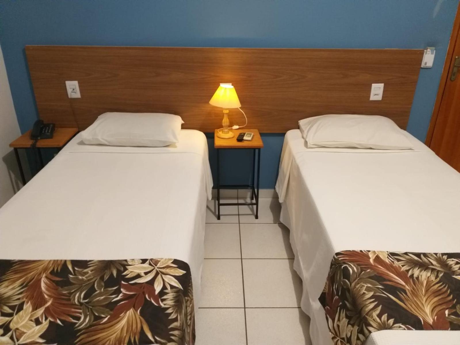 Palace Hotel Tres Poderes Frutal Екстер'єр фото
